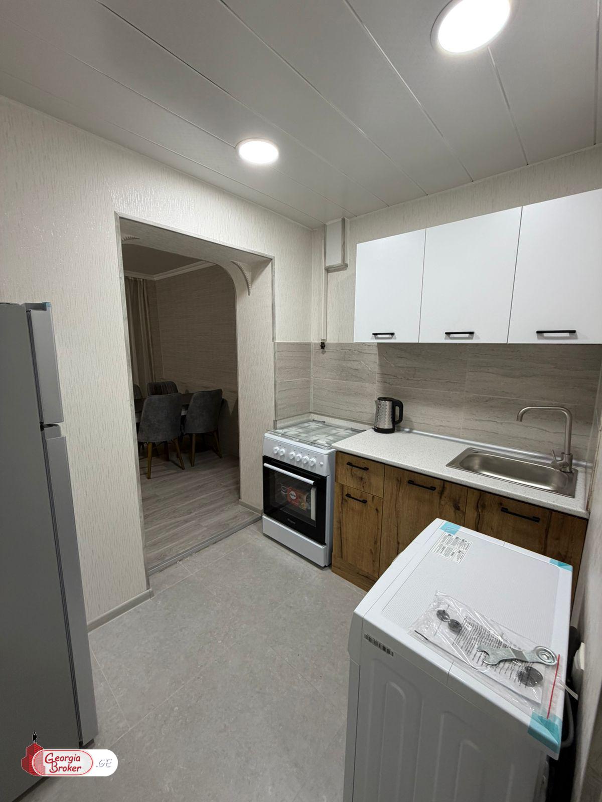 იყიდება ახალი გარემონტებული 3 ოთახიანი ბინა